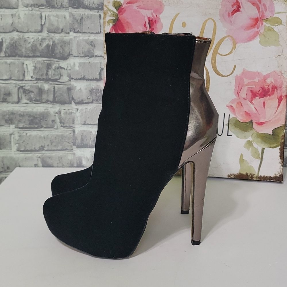 Bucco Platform Black & Gold Velvet Heeled Booties - Picture 3 of 16